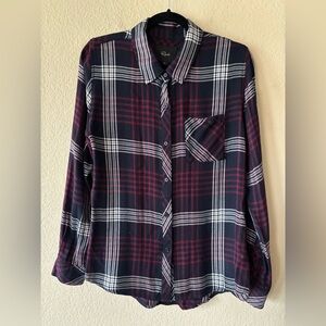 Rails‎ Navy and Merlot Hunter Plaid Button Front Shirt sz Medium
